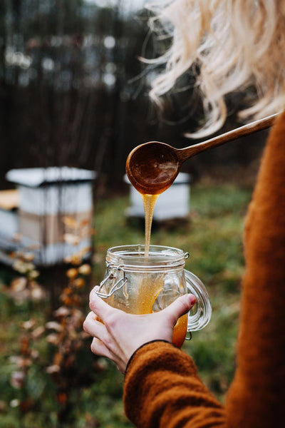 Bee Girl Organization: Freundlichkeit teilen