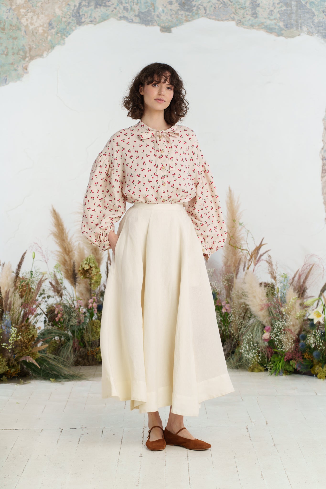 Clementine Shirt, Long Sleeve, Mon Chéri
#color_mon-cheri