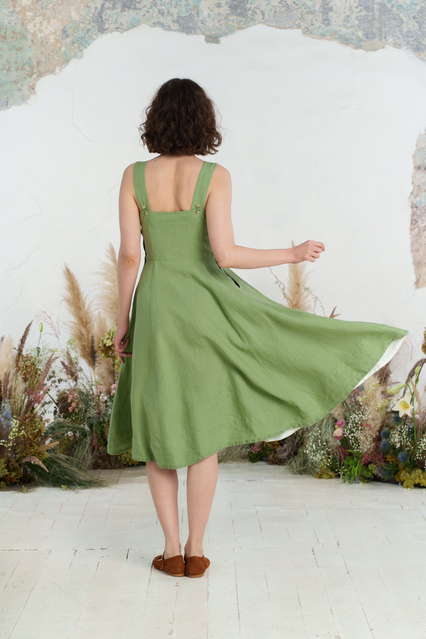 Pinafore Dress, Sleeveless, Matcha Latte
#color_matcha-latte