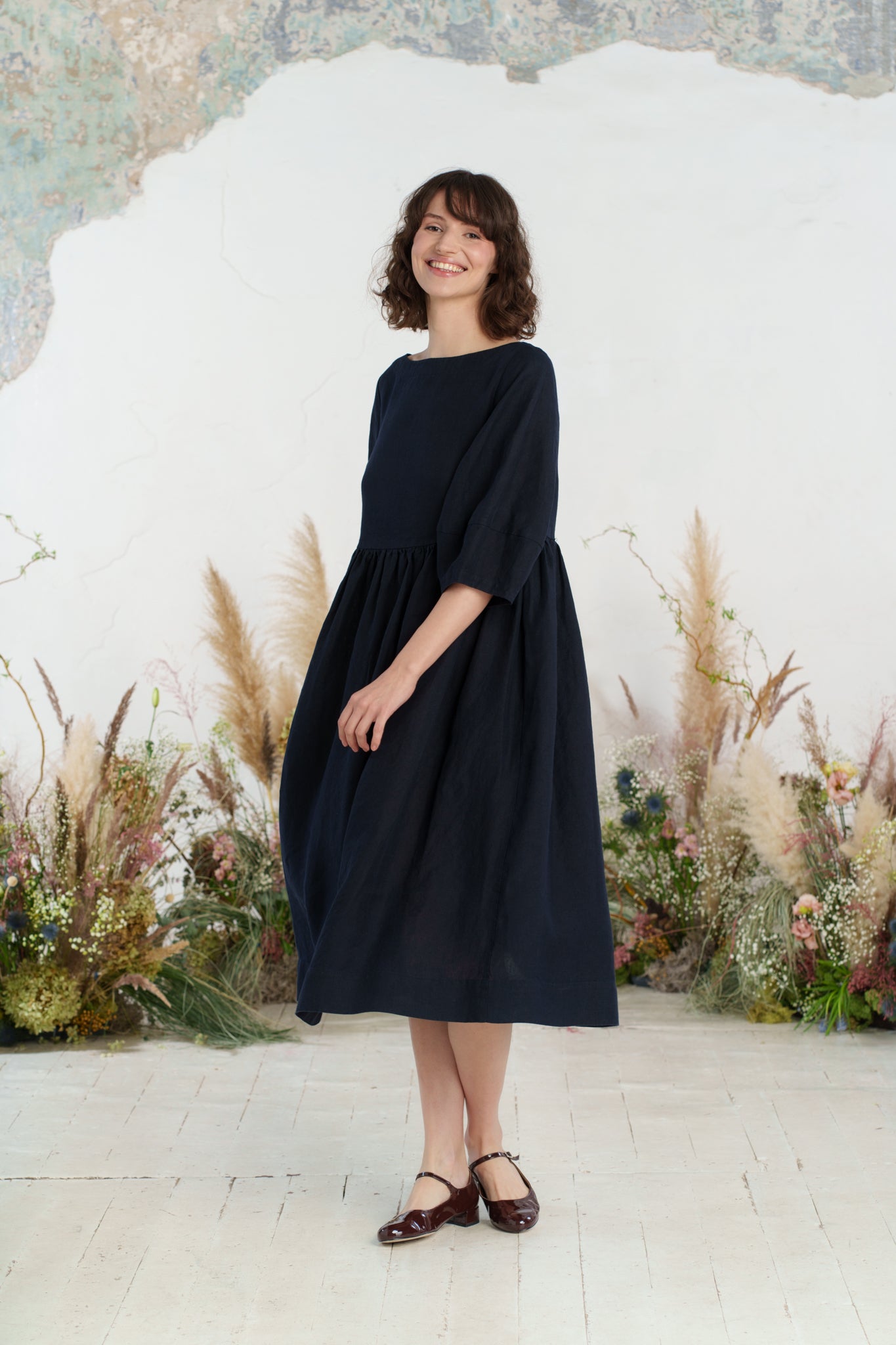 Smock Gaia Dress, 3/4 Sleeve, Night Navy
#color_night-navy
