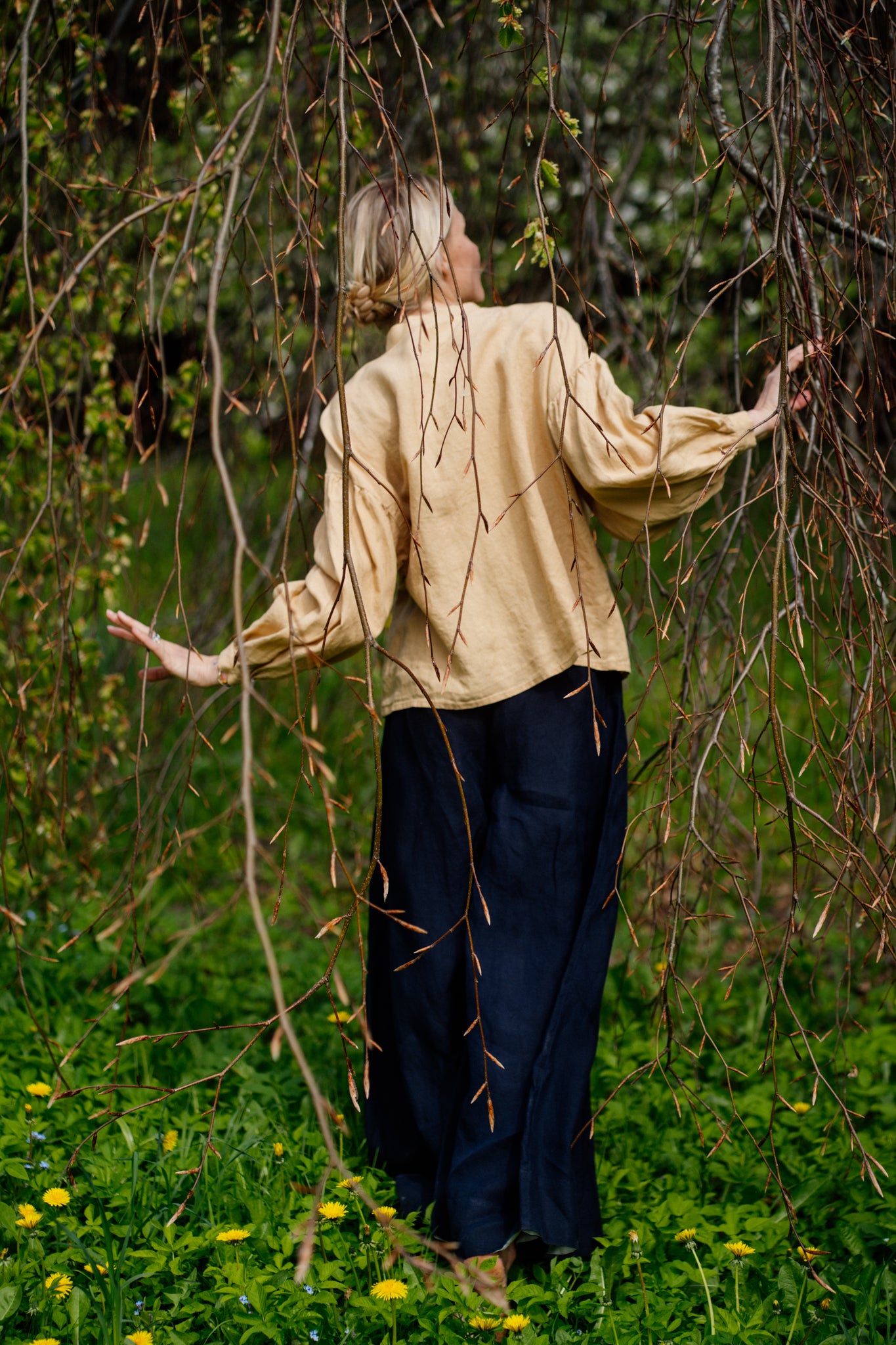 Clementine Shirt, Long Sleeve, Milk & Honey
#color_milk-honey
