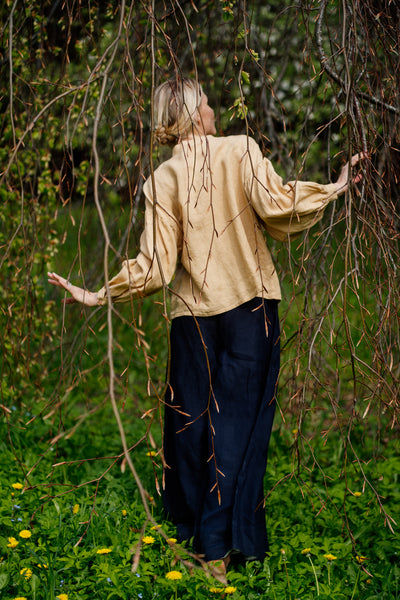 Clementine Shirt, Long Sleeve, Milk & Honey
#color_milk-honey