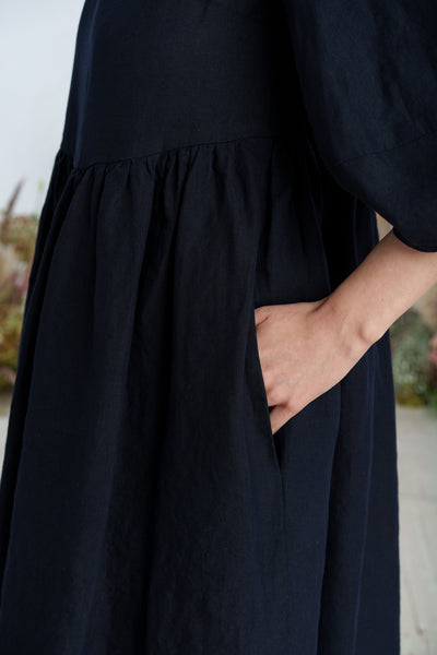 Smock Gaia Dress, 3/4 Sleeve, Night Navy
#color_night-navy