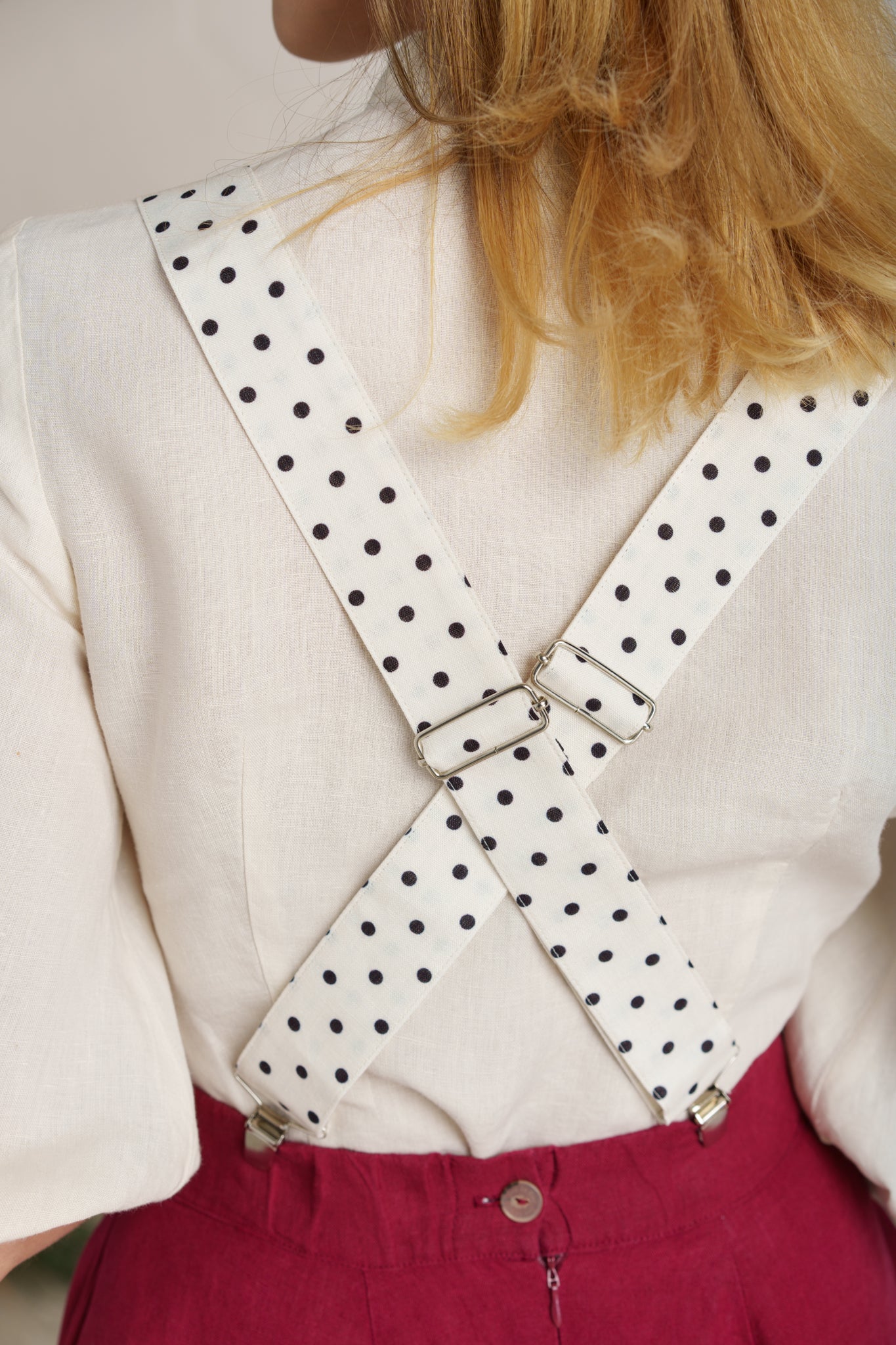 Suspenders, Tiny Dots
#color_tiny-dots