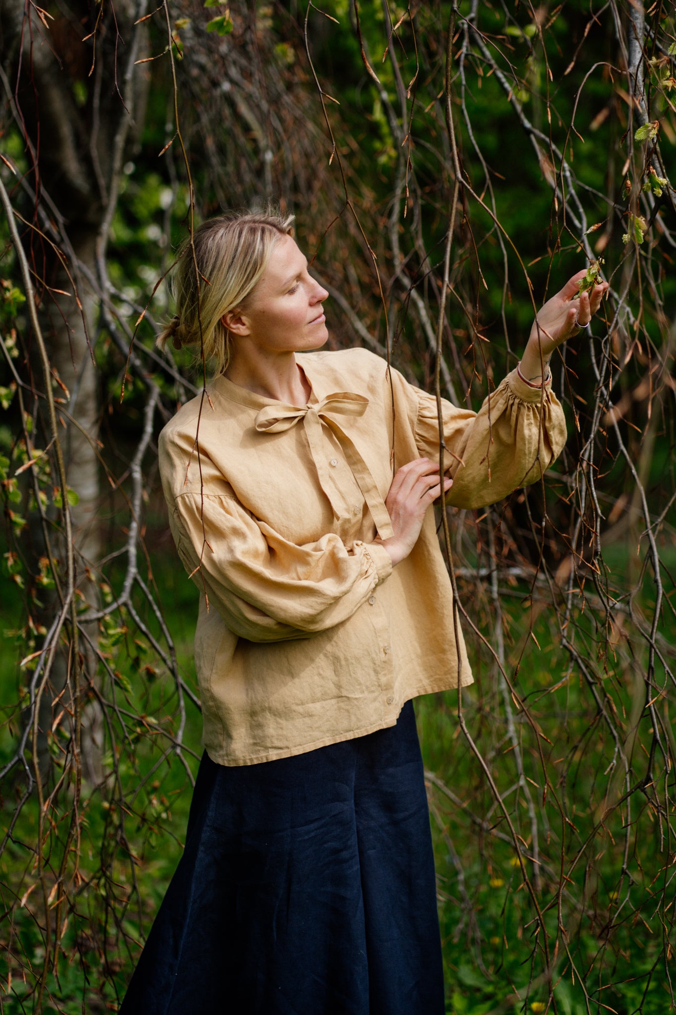 Clementine Shirt, Long Sleeve, Milk & Honey
#color_milk-honey