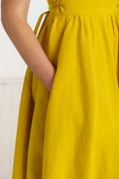Diane Dress, Ruffle Sleeve, Daisy Yellow
#color_daisy-yellow