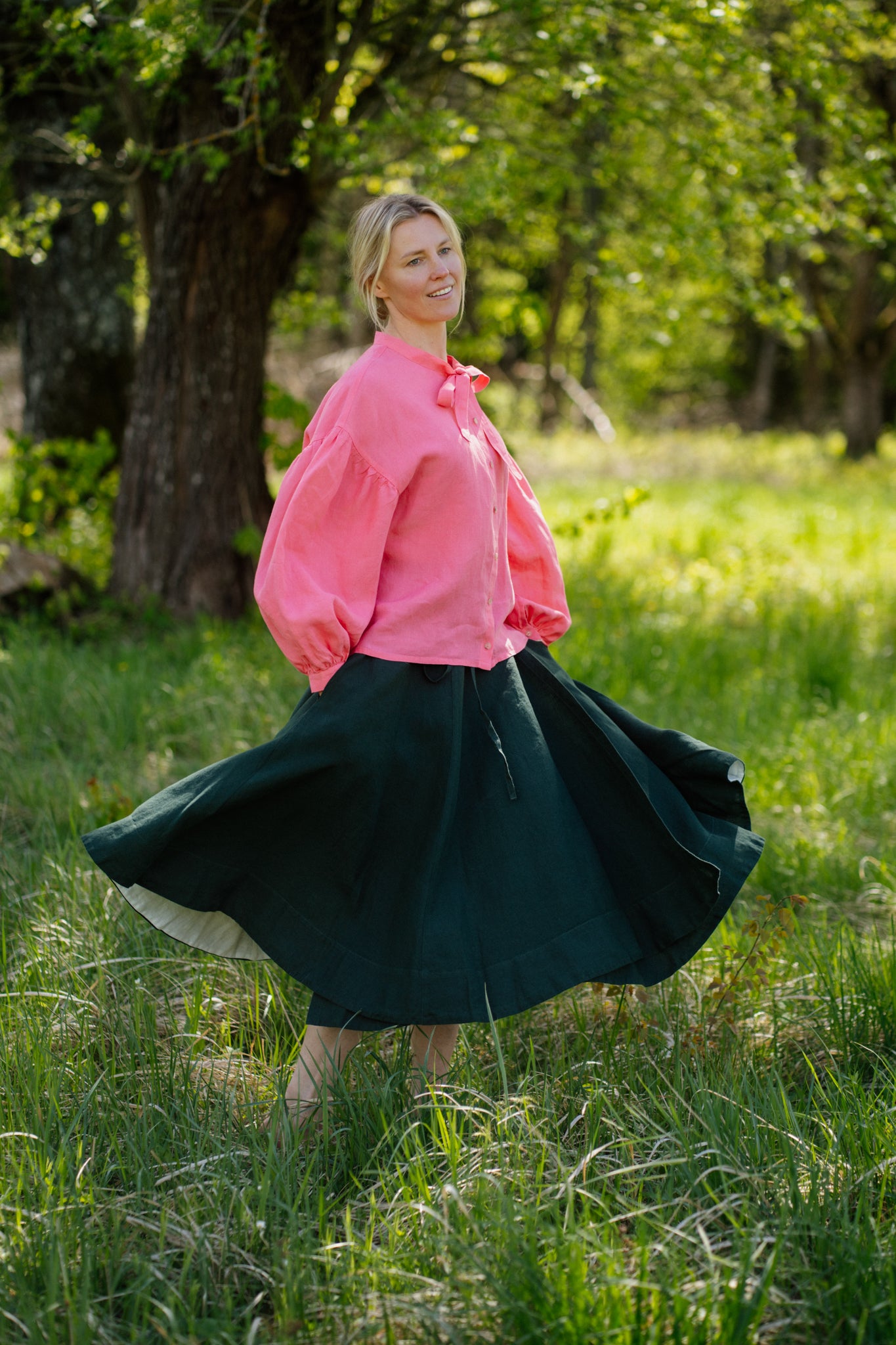 Clementine Shirt, Long Sleeve, Peony Pop
#color_peony-pop