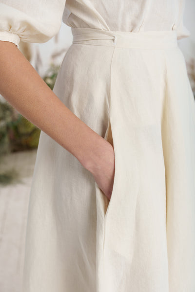 Maxi Wrap Skirt, Milky White
#color_milky-white