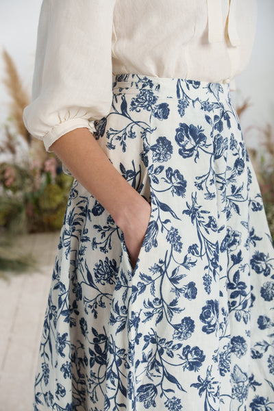 Maxi Wrap Skirt, Ink Rose
#color_ink-rose
