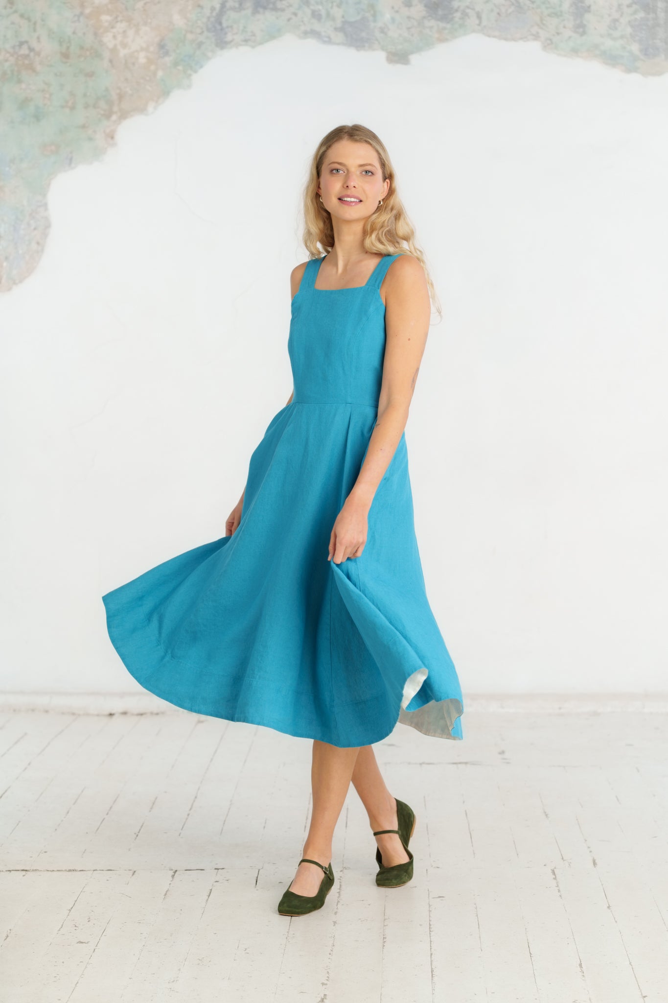 Pinafore Dress, Sleeveless, Hawaiian Ocean
#color_hawaiian-ocean