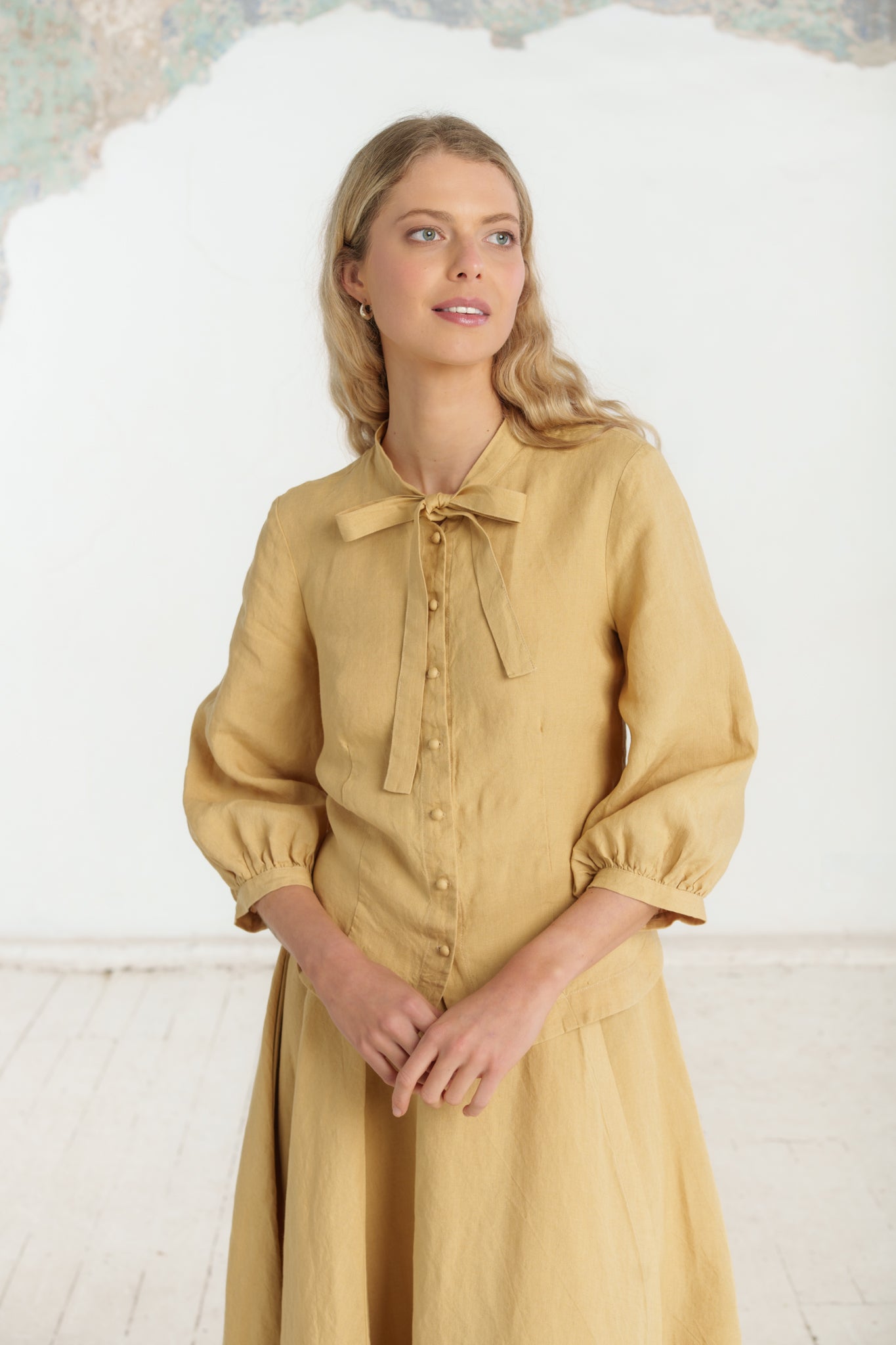 Jasmine Shirt, 3/4 Sleeve, Milk & Honey
#color_milk-honey