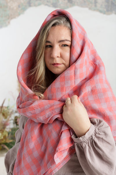 Palisandra Scarf, Pink Gingham
#color_pink-gingham