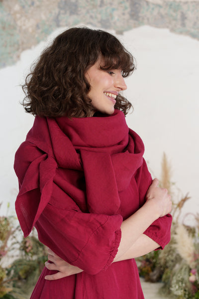 Palisandra Scarf, Marsala Red
#color_marsala-red