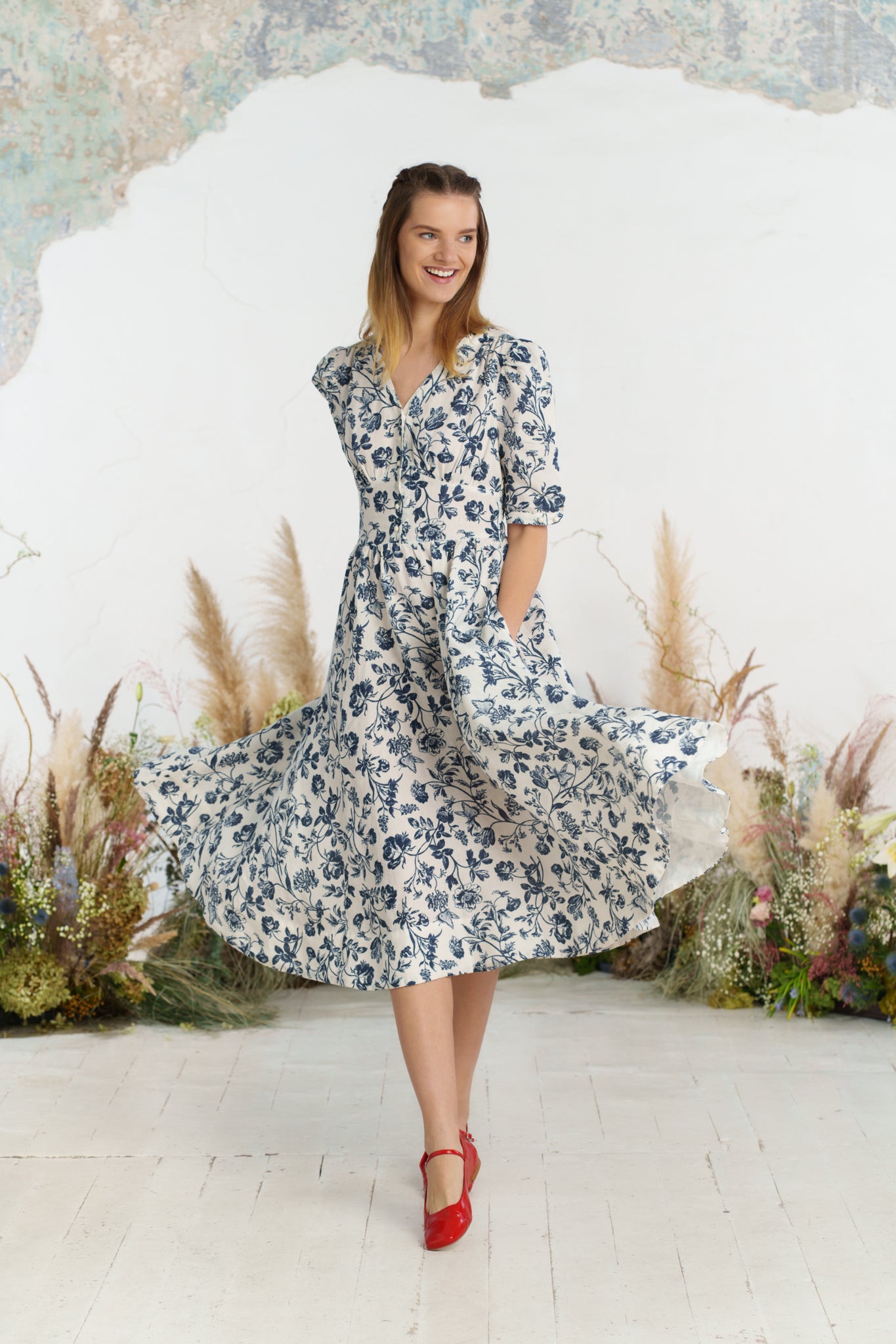 Diane Dress, Puffed Sleeve, Ink Rose
#color_ink-rose