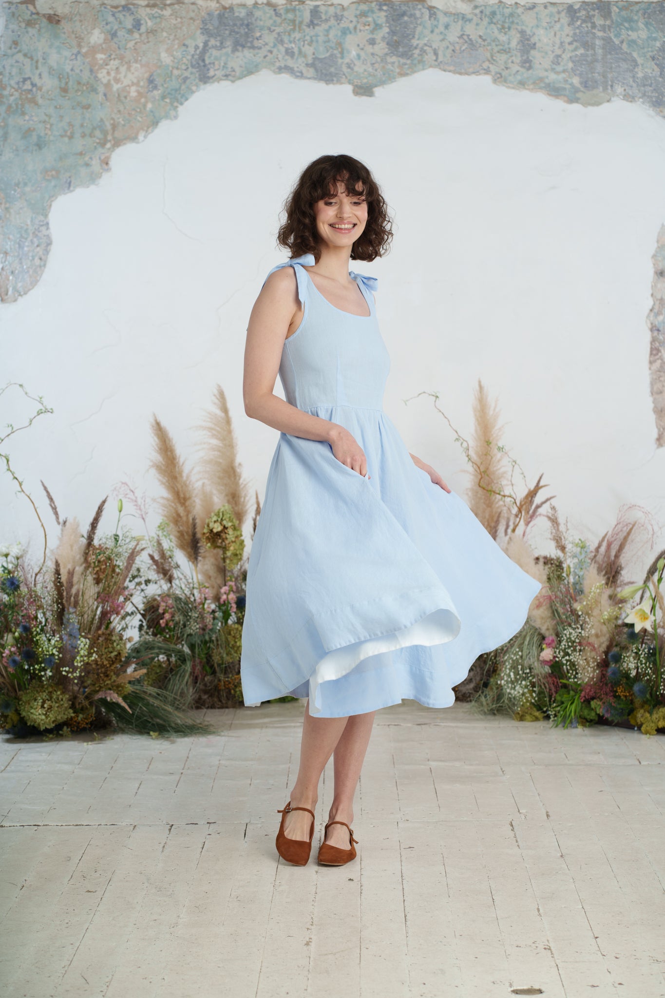 Amelia Dress, Sleeveless, Skye Blue
#color_skye-blue