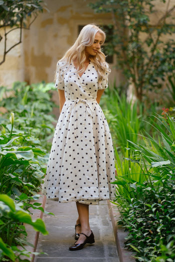 Wrap Dress, Short Sleeve, Big Dots
#color_big-dots