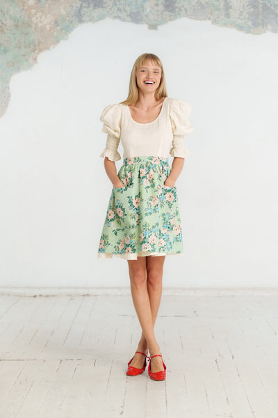 Meadow Apron, Wild Bloom #color_wild-bloom