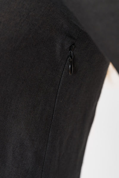 Hawthorn Dress, Long Sleeve, Black Pansy
#color_black-pansy