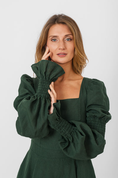 Briar Dress, Long Sleeve, Evergreen
#color_evergreen