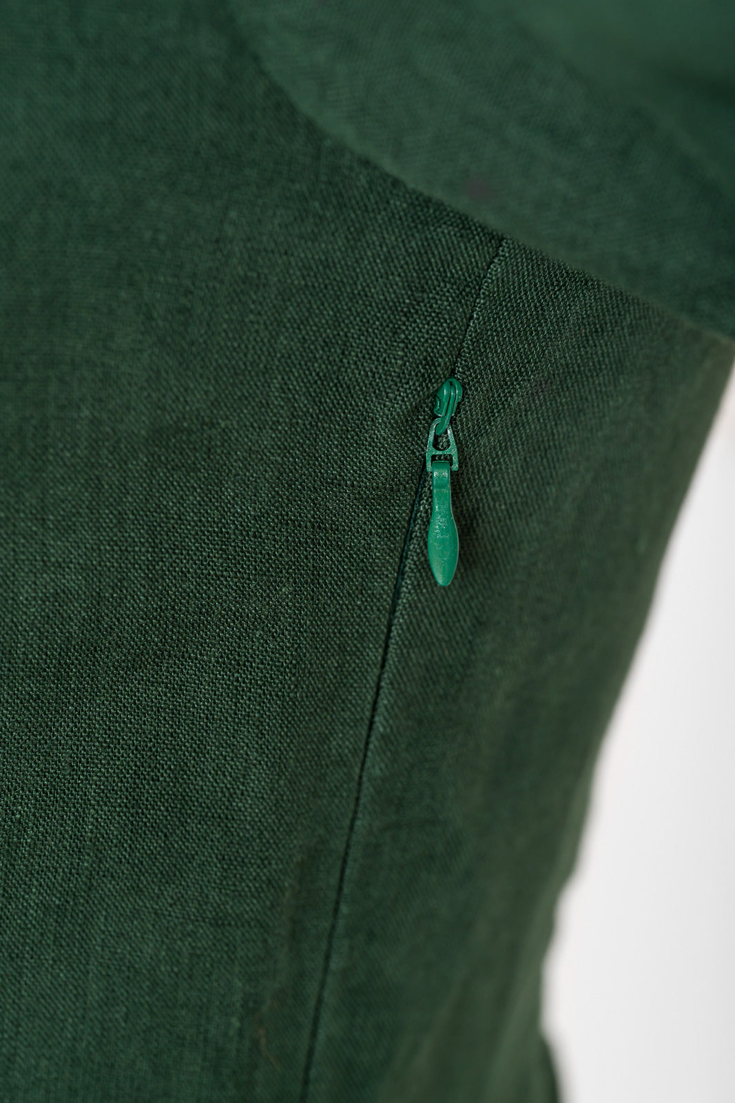 Briar Dress, Long Sleeve, Evergreen
#color_evergreen