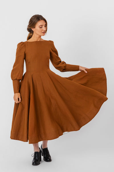 Hawthorn Dress, Long Sleeve, Warm Brown
#color_warm-brown