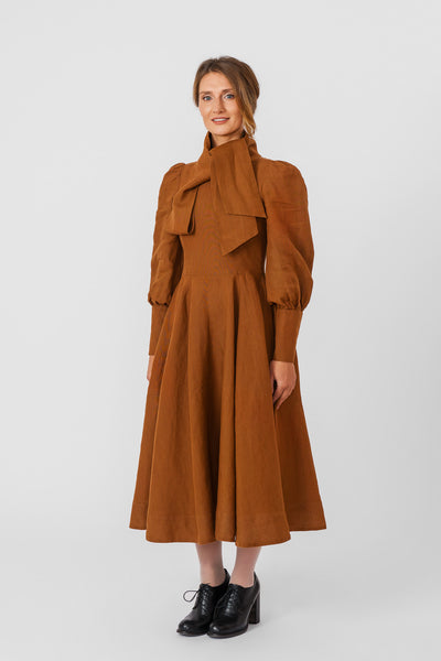 Hawthorn Dress, Long Sleeve, Warm Brown
#color_warm-brown