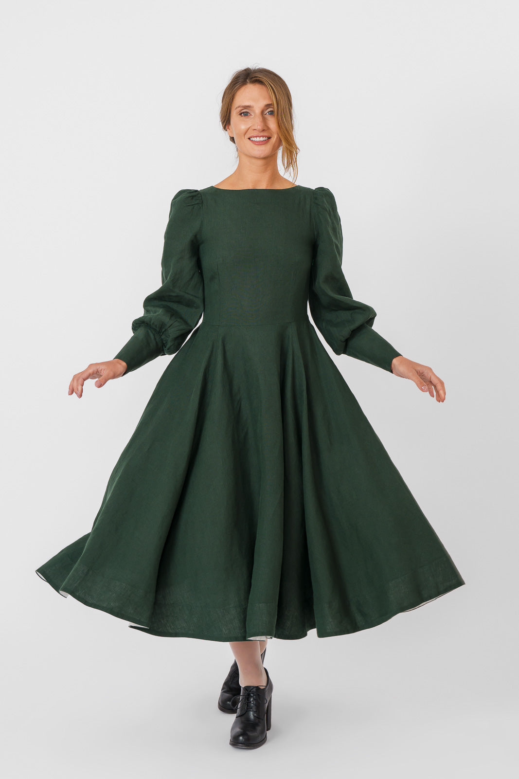 Hawthorn Dress, Long Sleeve, Evergreen
#color_evergreen
