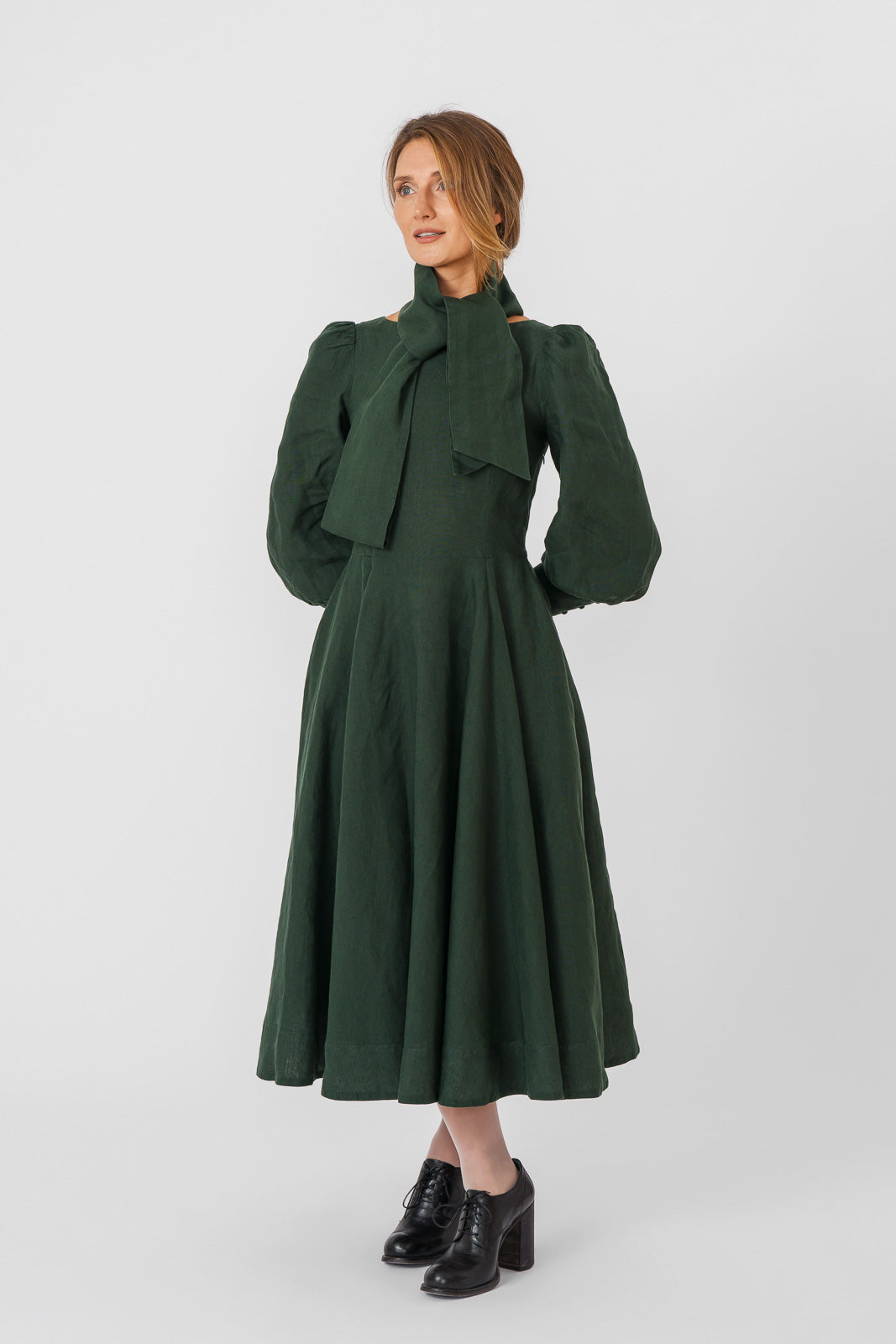 Hawthorn Dress, Long Sleeve, Evergreen
#color_evergreen