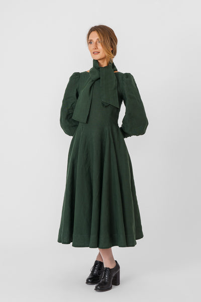 Hawthorn Dress, Long Sleeve, Evergreen
#color_evergreen