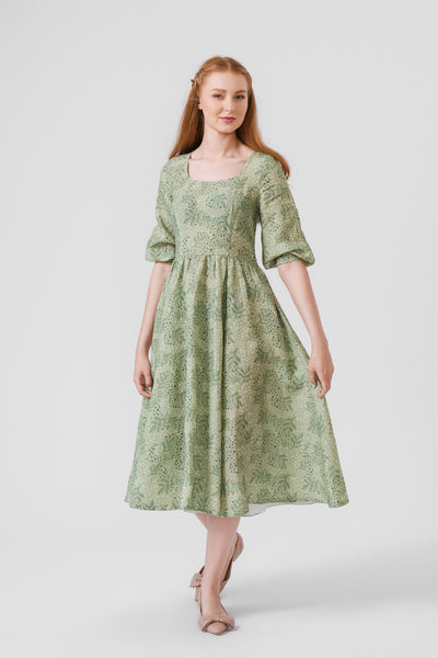 Carmen dress, 3/4 sleeves, #color_forest-fern