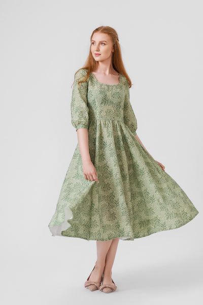 Carmen dress, 3/4 sleeves, #color_forest-fern