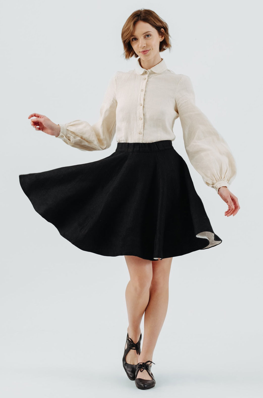 Mini Classic Skirt, Twill Linen, Black Herringbone#color_black-herringbone