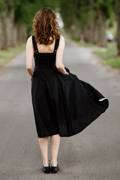 Pinafore Dress, Sleeveless, Black Pansy#color_black-pansy